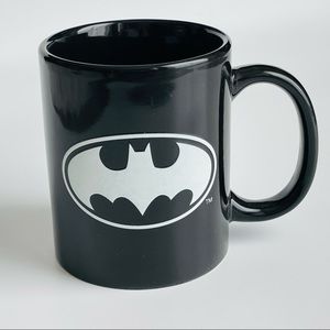 New DC Comics Batman Mug Glows in the Dark Paladone Warner Brothers Coffee Cup